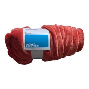 Room Essentials Plush Throw Blanket Rust Orange 50x60